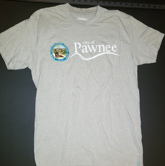 Parks & Rec - Pawnee Small T-Shirt - Picture 2 of 2